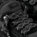 UGG Lowmel Black