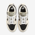 SB Dunk Low Disrupt Pale ivory Black