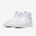 Nike Blazer Mid 77 SE Sisterhood