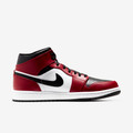 Air jordan 1 Mid Chicago toe