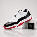 Air Jordan 11 Retro Low Concord Bred