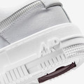 Air force 1 Pixel Summits white