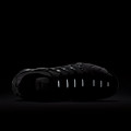 Air Max Vapormax Plus Triple Black