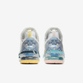 LeBron 18 Reflections Flip