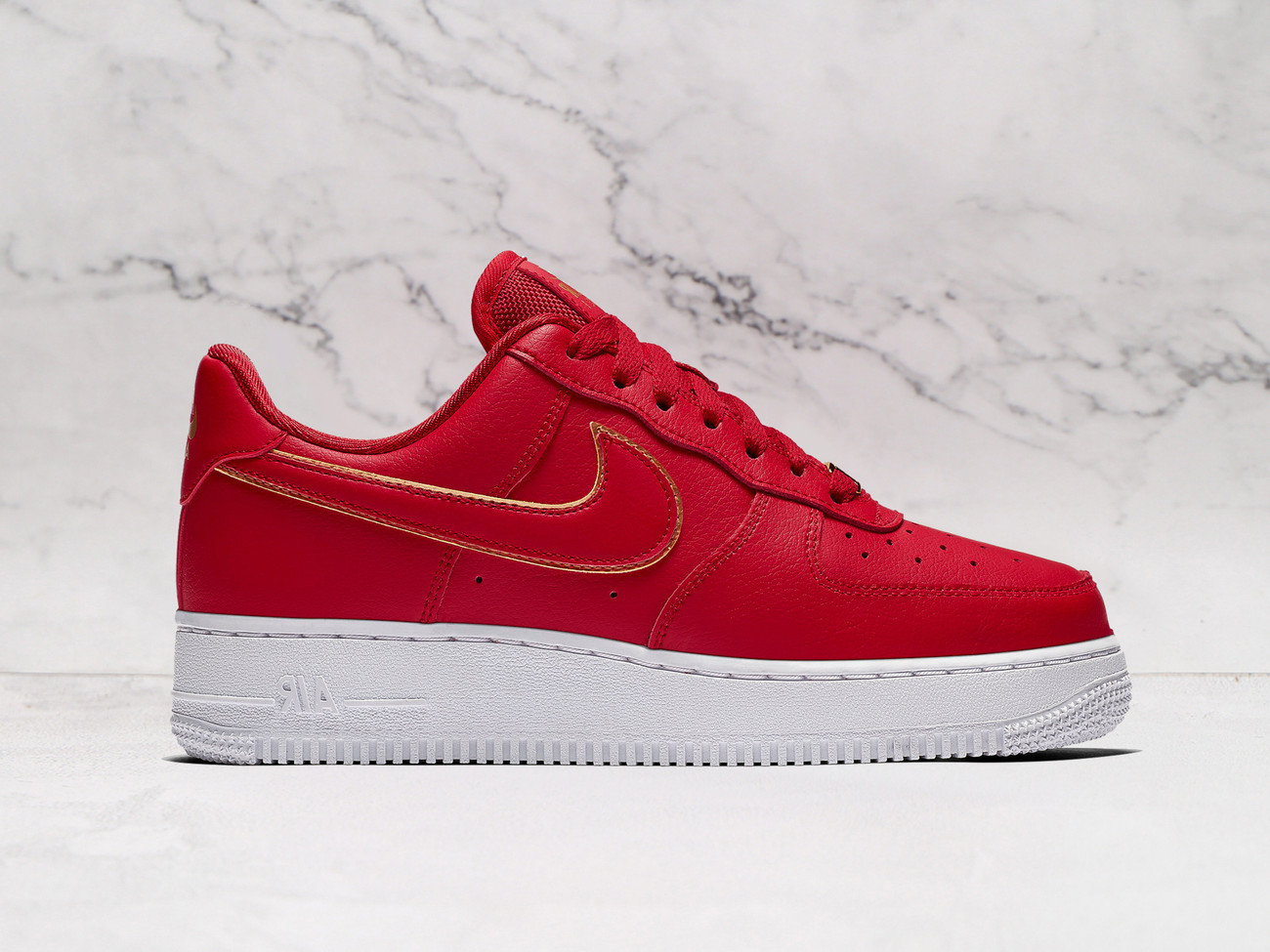 Nike Air Force 1 Low Icon Clash 'University Red' – Premium University Red Leather Upper with Matching Sole