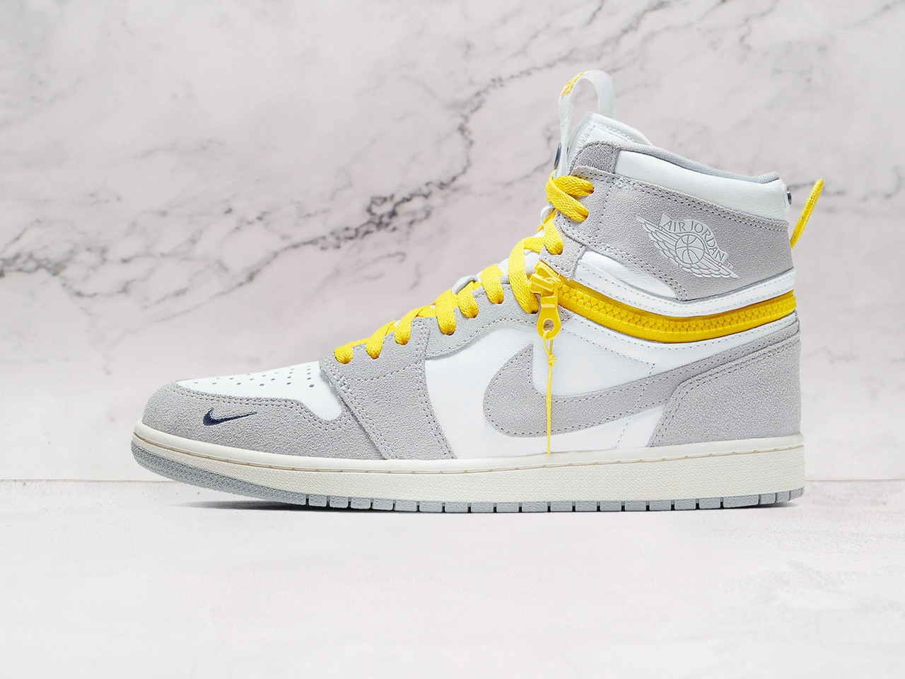 Air Jordan 1 High Switch 'Light Smoke Grey' – White Leather and Suede Upper with Interchangeable Strap