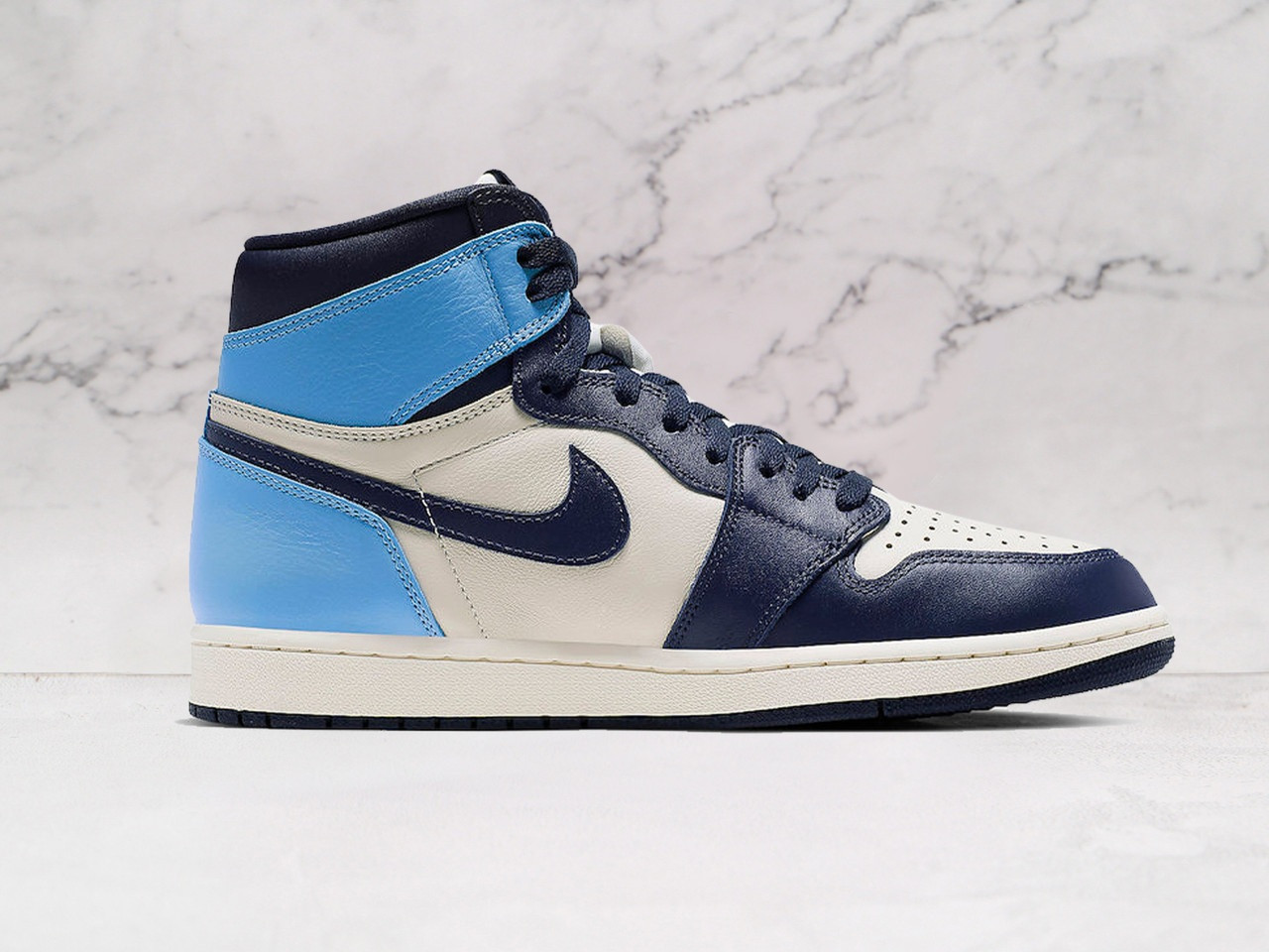 Air Jordan 1 Retro High OG 'Obsidian' – Classic University Blue Colorway
