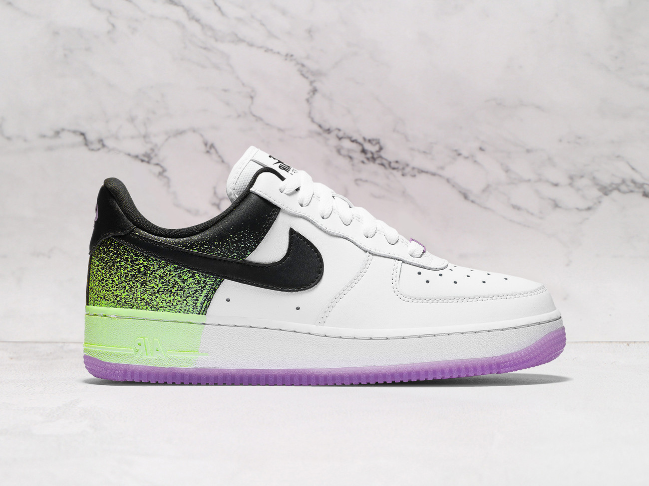 Nike Air Force 1 Low 'Splatter' – Artistic Design with Multi-Color Accents