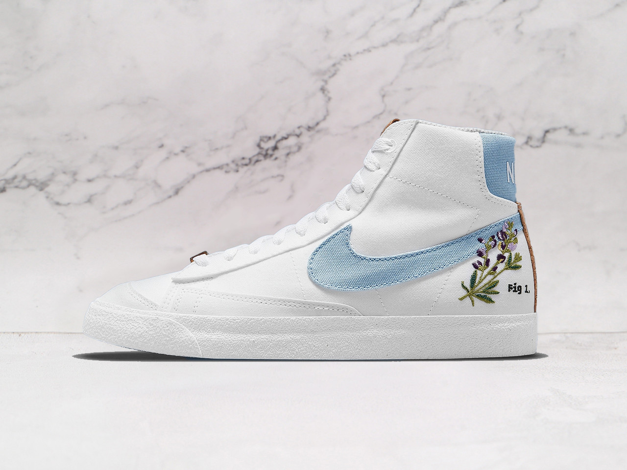 Nike Blazer Mid '77 Indigo – White Canvas Upper with Indigo Plant Graphics and Light Blue Accents