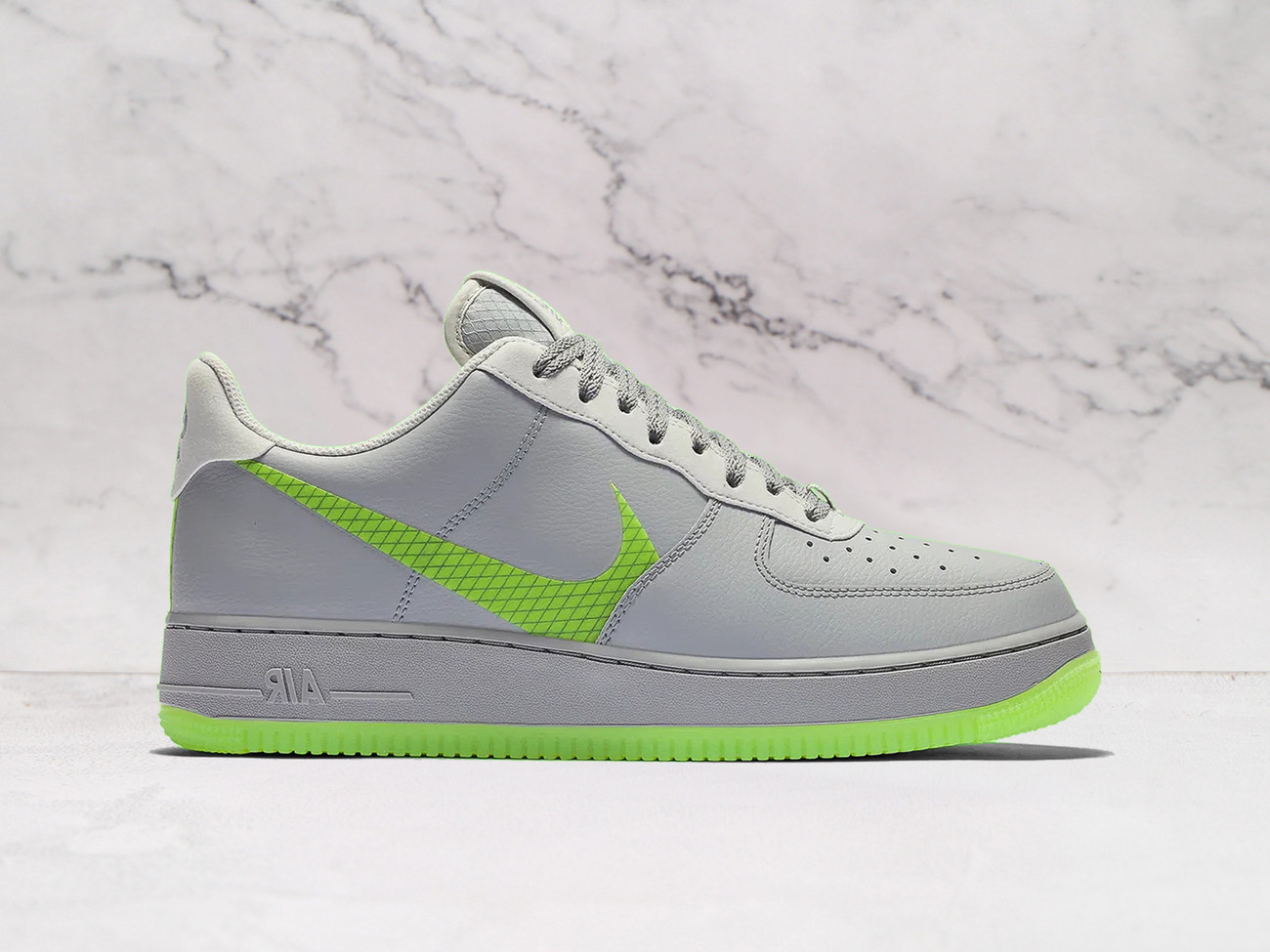 Nike Air Force 1 '07 LV8 'Wolf Grey/Ghost Green' – Grey Leather Upper with Oversized Green Swoosh