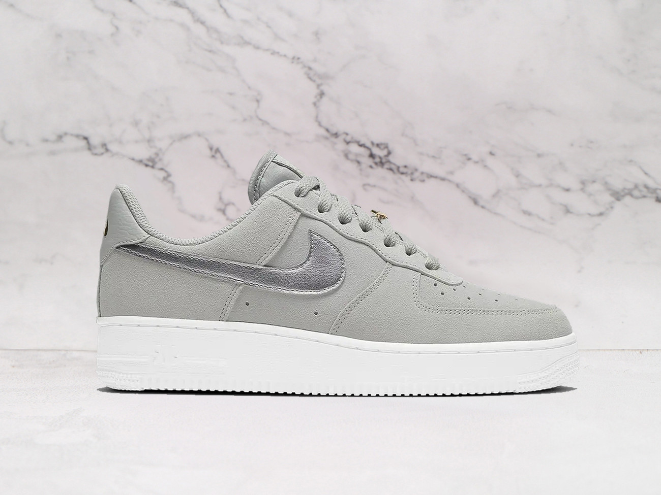 Air Force 1 Light Smoke Grey – Leather and Suede Upper with Metallic Accents