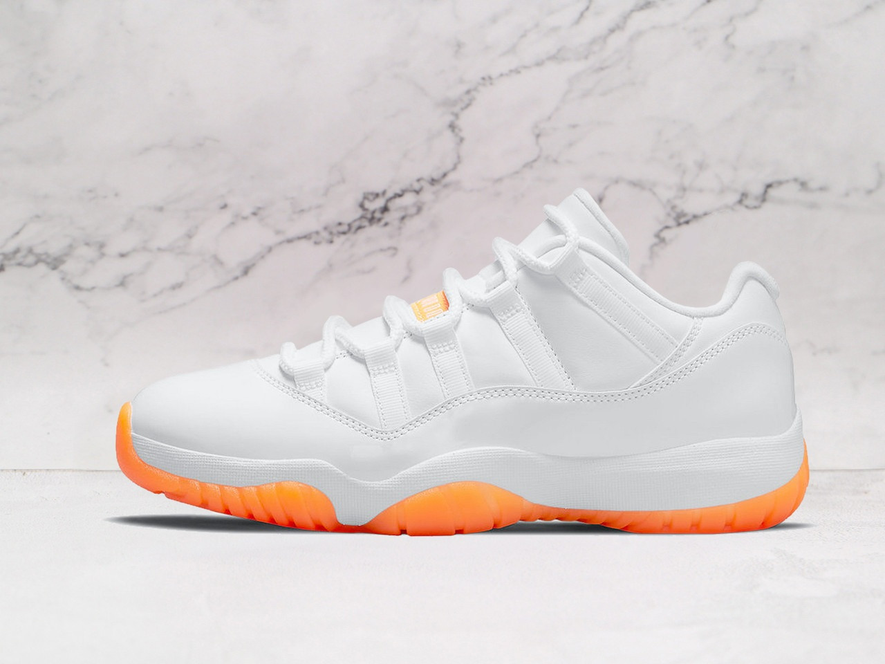 air-jordan-11-retro-low-citrus-2021-white-side-patent