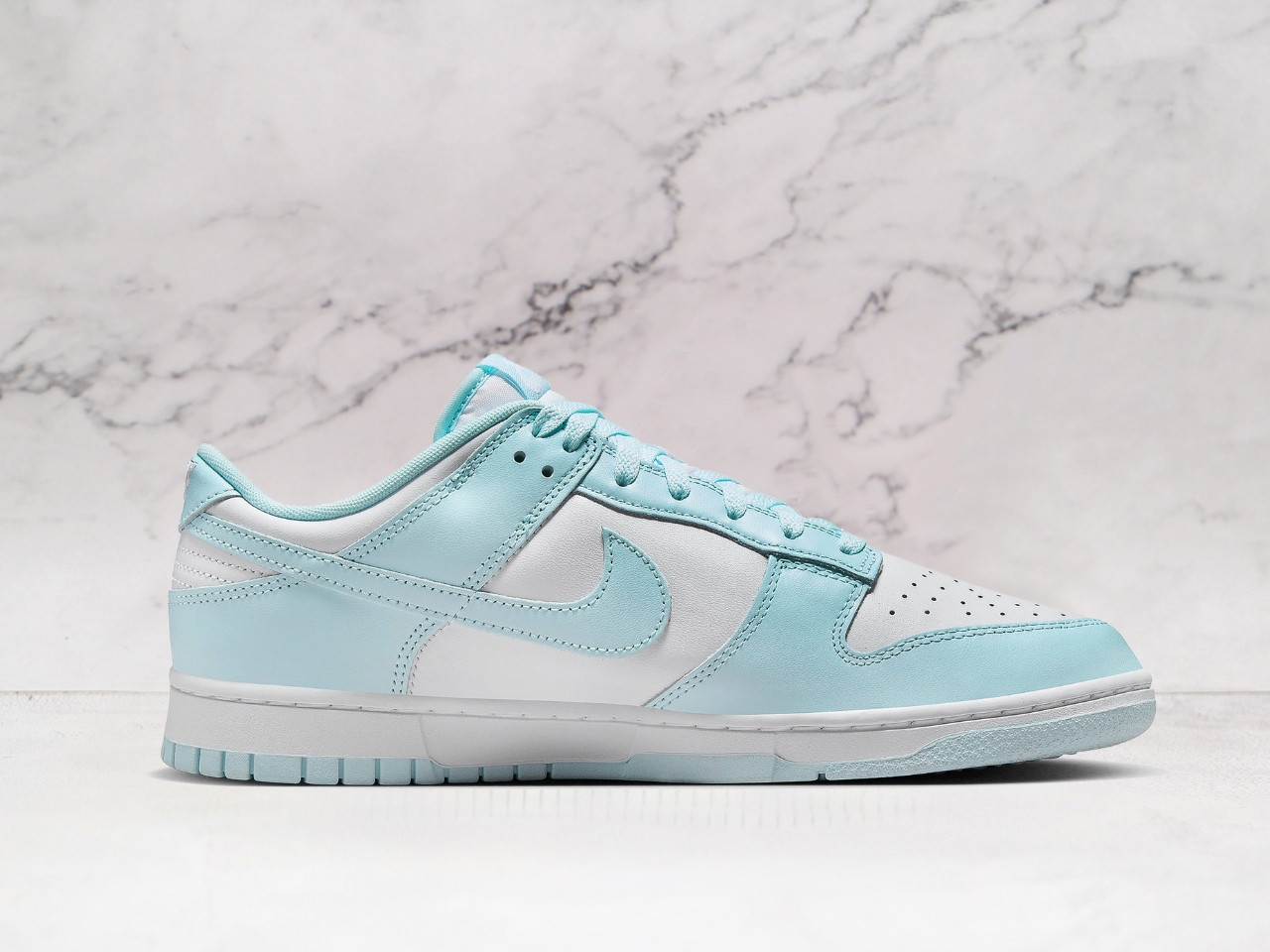 Nike Dunk Low – Glacier Blue Panels & Nike Swoosh
