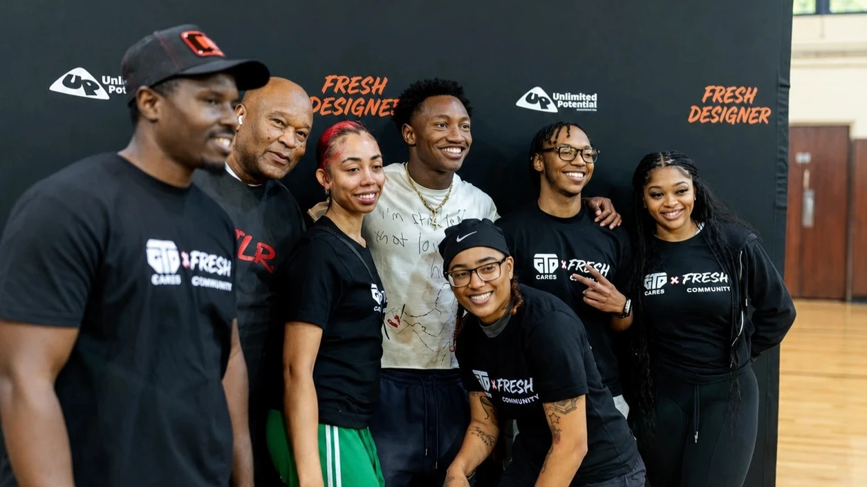 WELCOME TO FRESHDESIGNER STORE!