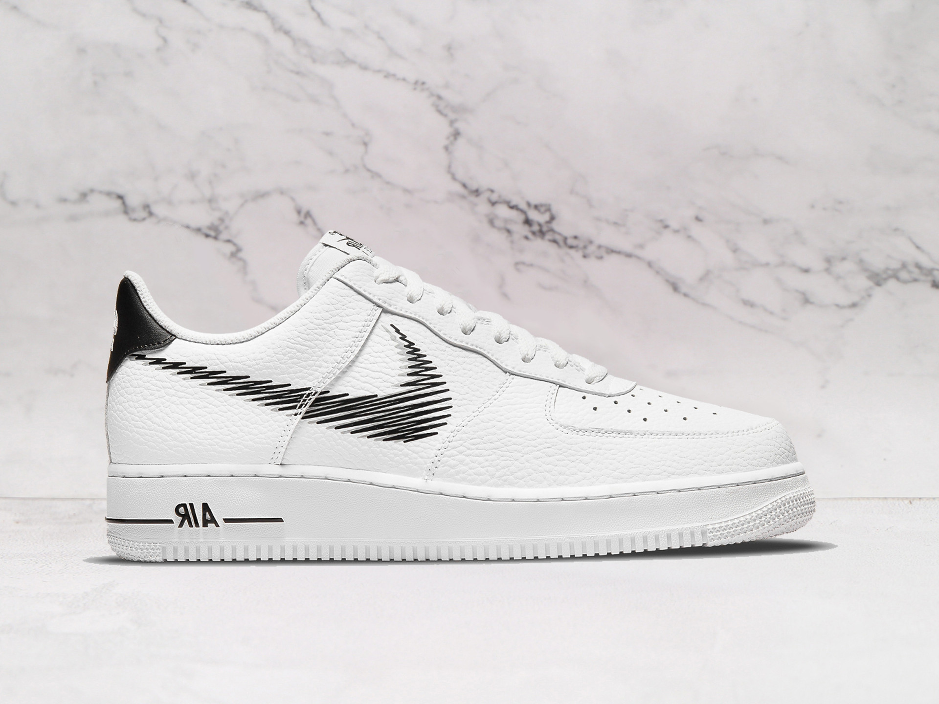 Nike Air Force 1 Low 'Zig Zag' White/Black – White Leather Sneaker with Black Zig-Zag Swoosh