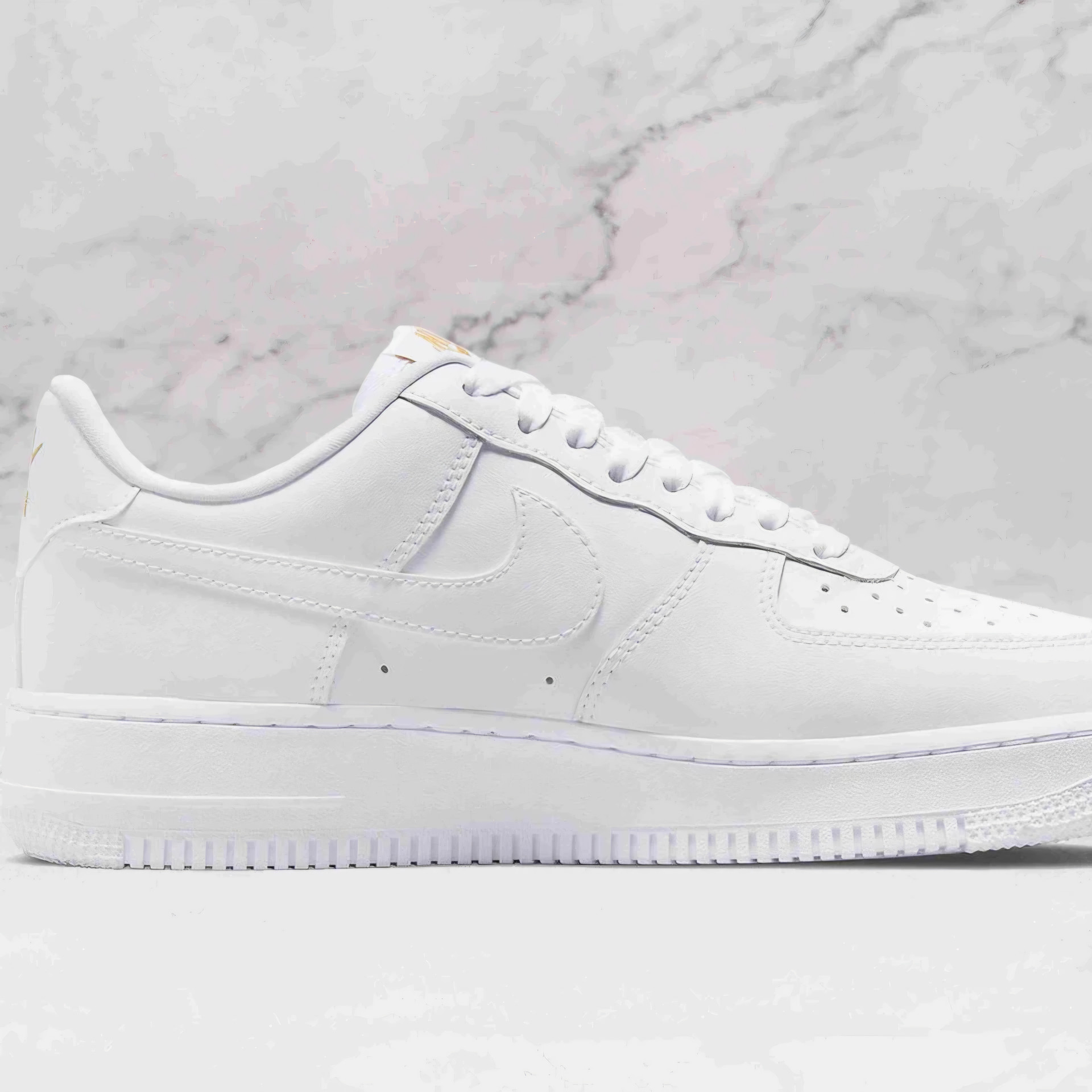 Nike Air Force 1 Low LX White Pendant "Lucky Charms"