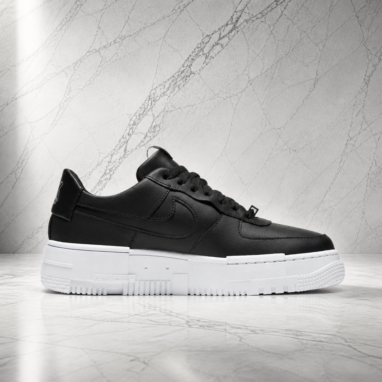 Air Force 1 Pixel Black White