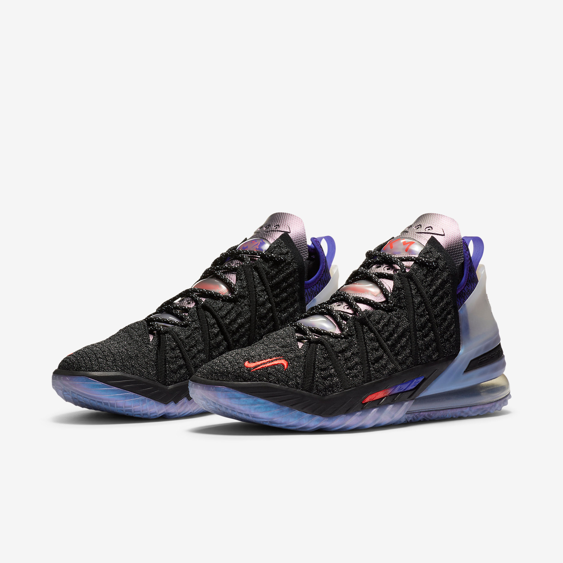 LeBron 18 Kylian Mbappe