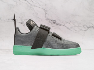 Nike Air Force 1 Utility Odell Beckham Jr. – Cool Grey Sneaker with Utility Straps and Glow-In-The-Dark Sole