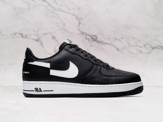 Nike Air Force 1 Low Supreme x Comme des Garçons (2018) – Black Leather Upper with Split Swoosh Design