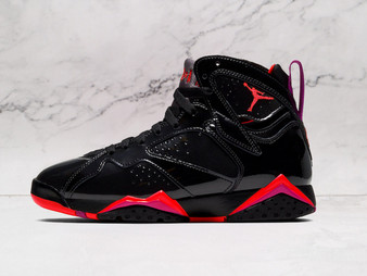 air-jordan-7-black-patent-side-glossy-crimson
