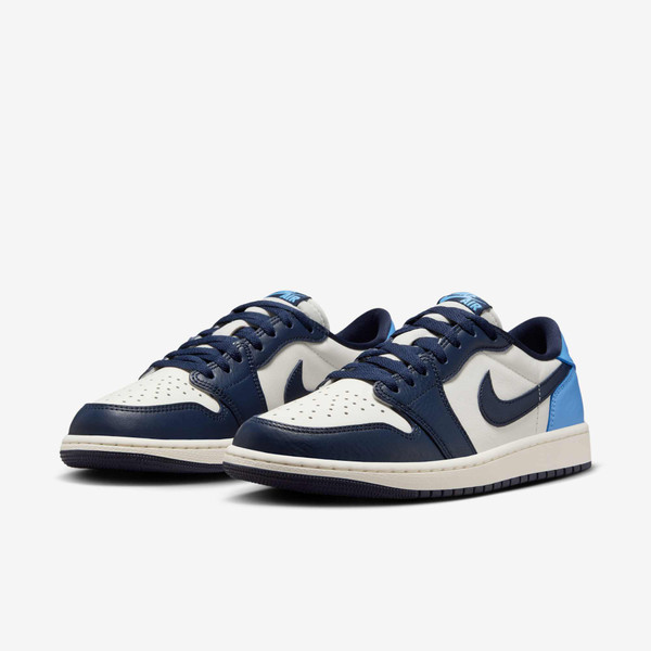 Air Jordan 1 Low OG Obsidian