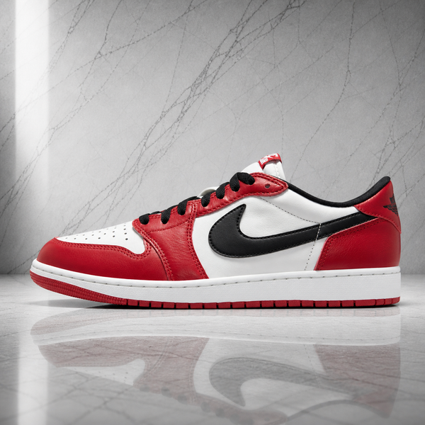 Air Jordan 1 Retro Low OG 'Chicago'