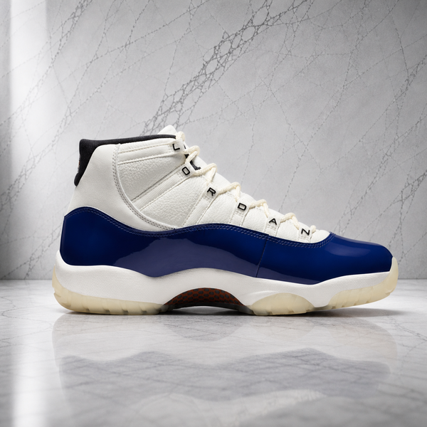 Air Jordan 11 Rare Air