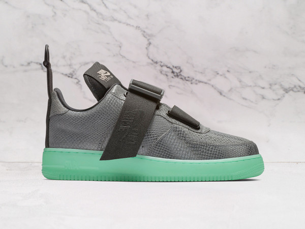 Nike Air Force 1 Utility Odell Beckham Jr. – Cool Grey Sneaker with Utility Straps and Glow-In-The-Dark Sole Nike Air Force 1 Utility Odell Beckham Jr. – Cool Grey Sneaker with Utility Straps and Glow-In-The-Dark Sole