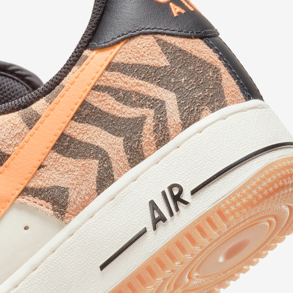 Nike Air Force 1 '07 Premium 'Daktari Stripes'