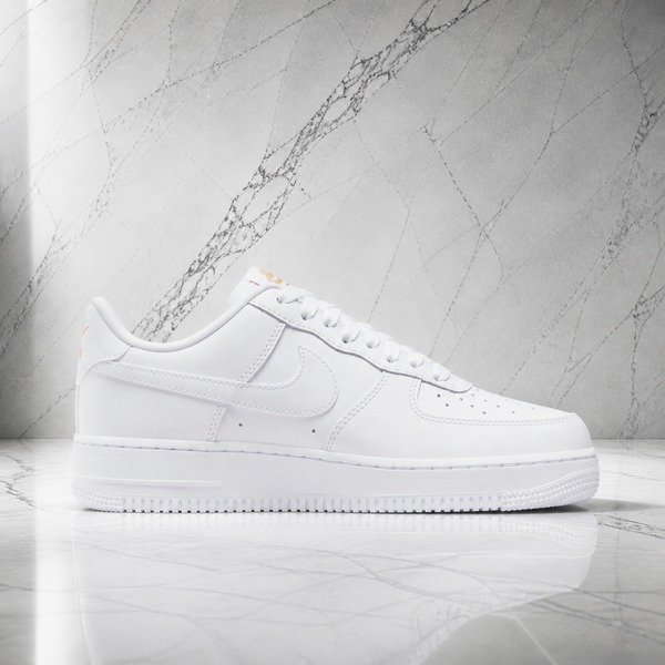 Air Force 1 Low LX White Pendant "Lucky Charms"