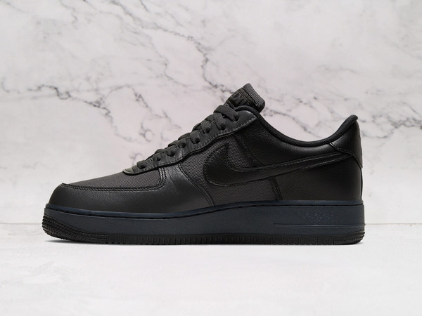 Air Force 1 Low Gore-Tex Black – Waterproof Upper Air Force 1 Low Gore-Tex Black – Waterproof Upper