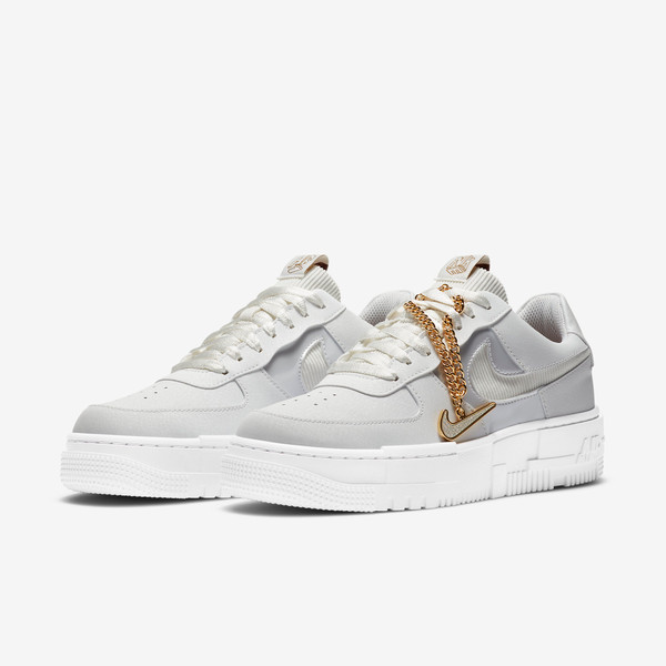 Air force 1 Pixel Summits white