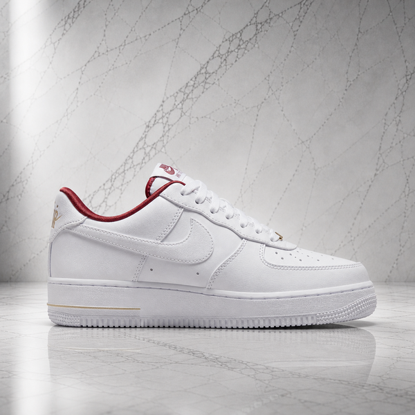 Air Force 1 Low '07 SE Just Do It Summit White Team Red