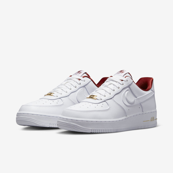 Air Force 1 Low '07 SE Just Do It Summit White Team Red