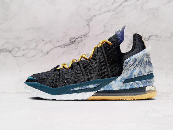 Nike LeBron 18 Reflections Flip – Black & Silver Performance Sneaker
