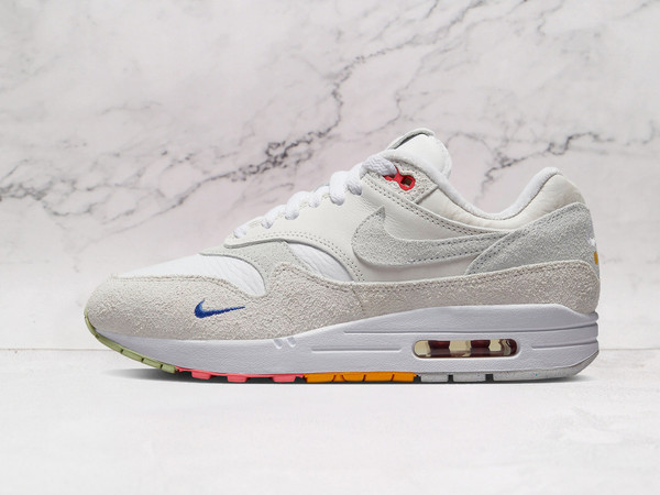 Nike Air Max 1 Pom Pom Polka Dots – Playful Sneaker Design Nike Air Max 1 Pom Pom Polka Dots – Playful Sneaker Design