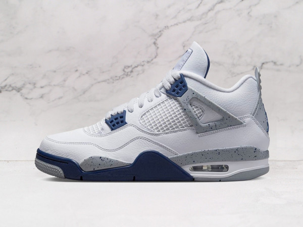Jordan 4 Retro Midnight Navy – White & Navy Classic Sneaker
