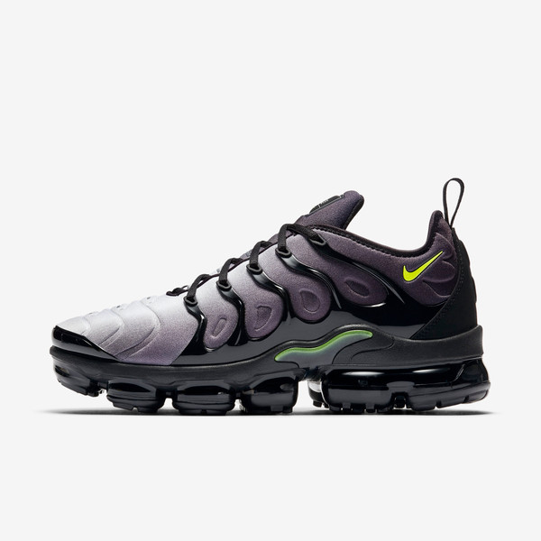 Air VaporMax Plus Black Volt