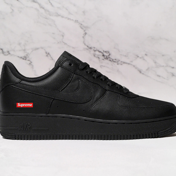 Supreme x Nike Air Force 1 Black