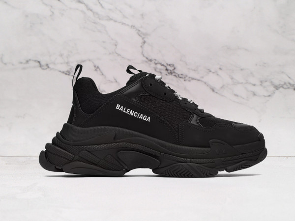 Balenciaga Triple S Black 2019 with multi-layered sole and sleek, modern design for a bold fashion statement