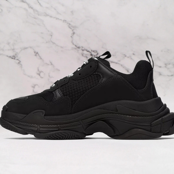 Balenciaga Triple S Black (2019)