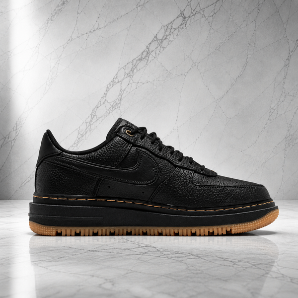 Air Force 1 Low Luxe Black Gum