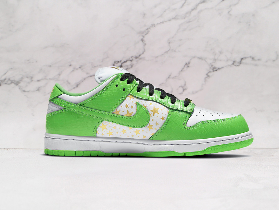 SB Dunk Low Supreme – Mean Green Leather and Suede Upper