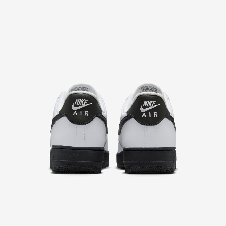 Air Force 1 Low White Black Sole