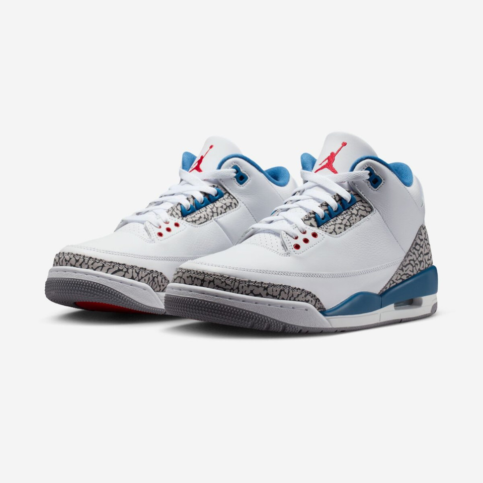 Air Jordan 3 True Blue