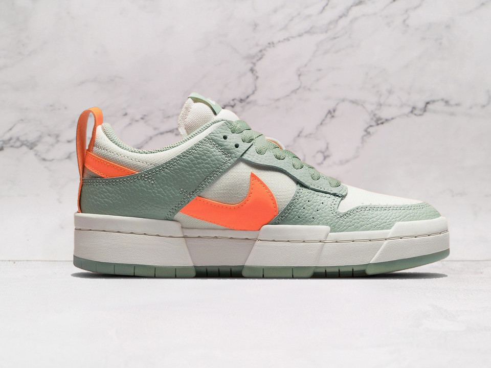 Nike Dunk Low Disrupt ‘Sea Glass/Hyper Crimson’ (DJ3077-001) – A Bold Fusion of Colors