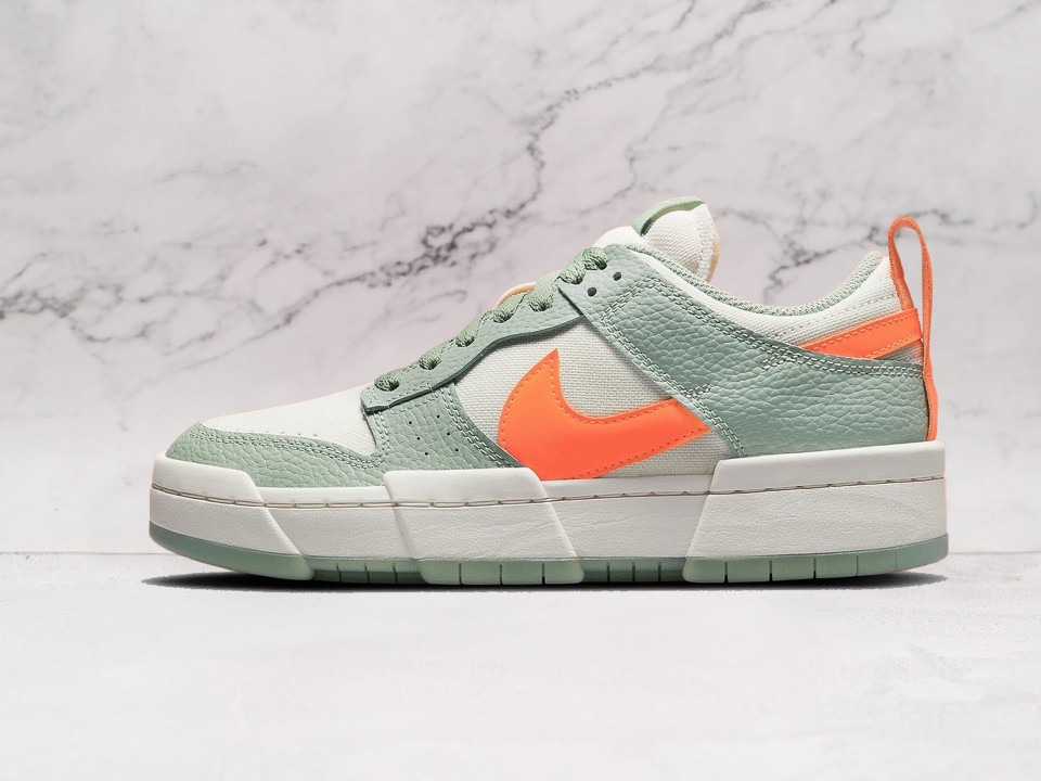 Nike Dunk Low Disrupt ‘Sea Glass/Hyper Crimson’ – Synthetic Leather and Suede Sneaker with Hyper Crimson Swoosh and Platform Sole