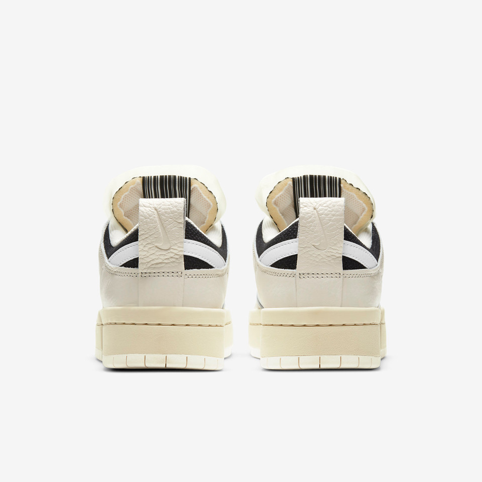 SB Dunk Low Disrupt Pale ivory Black