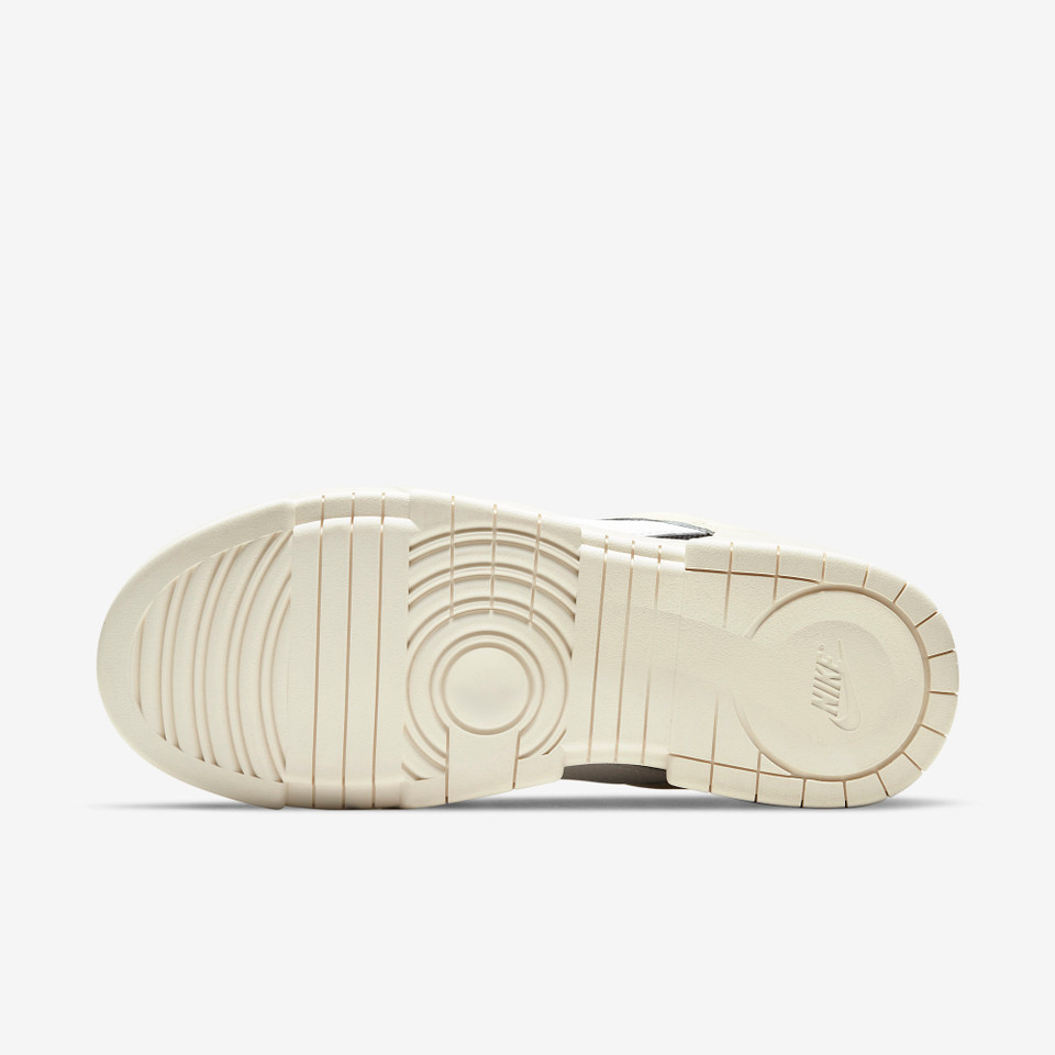 SB Dunk Low Disrupt Pale ivory Black